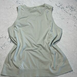 Athleta In Motion Seamless Tank size medium